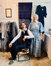 Load image into Gallery viewer, Dress Maxi Kaftan Block-Print Light Blue