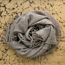Load image into Gallery viewer, Scarf Square Cashmere Wool Herringbone Grey Fringes