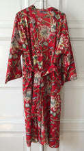 Load image into Gallery viewer, Kimono Floradora Hong Kong Garden Red