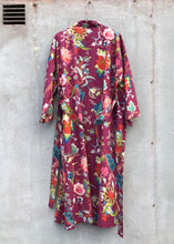 Load image into Gallery viewer, Kimono Floradora Indian Flower Purple