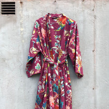 Load image into Gallery viewer, Kimono Floradora Indian Flower Purple