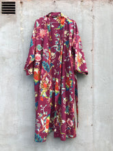 Load image into Gallery viewer, Kimono Floradora Indian Flower Purple
