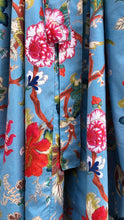 Load image into Gallery viewer, Kimono Floradora Indian Flower Light Blue