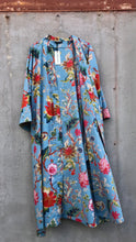 Load image into Gallery viewer, Kimono Floradora Indian Flower Light Blue