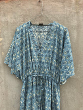 Load image into Gallery viewer, Dress Maxi Kaftan Block-Print Light Blue