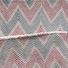 Load image into Gallery viewer, Vintage Embroidery Pouch Marin - Pale Red Blue Zig-Zag
