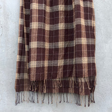 Load image into Gallery viewer, Scarf Cinnamon Check Wool - 1 pc only