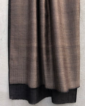 Load image into Gallery viewer, Scarf Two Tone Silky Cashmere Wool Nougat Brown Black