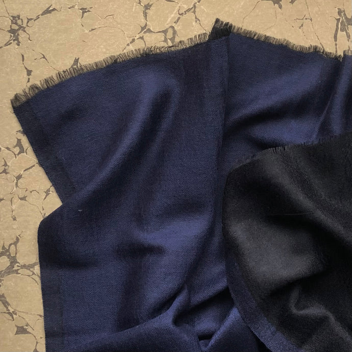 Scarf Two Tone Silky Wool Midnight Blue/Black – 1 pc only