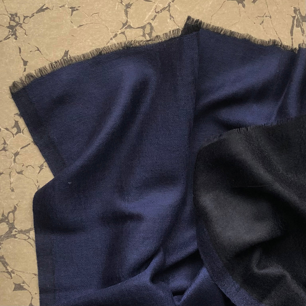 Scarf Two Tone Silky Wool Midnight Blue/Black – 1 pc only