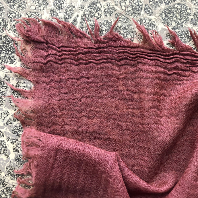 Shawl XL Boiled Wool Fringes Dusty Pink 100x200 cm