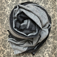 Load image into Gallery viewer, Scarf Wide Stripe Grey Black Wool