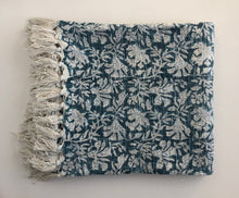 Load image into Gallery viewer, Throw Mysore Blockprint Flowers Chunky Cotton Blue