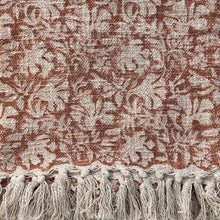 Load image into Gallery viewer, Throw Mysore Blockprint Flower Chunky Cotton Rust