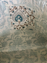 Load image into Gallery viewer, Tote &amp; Beach Bag Quilted Cotton Block-Print Antibes Beige Turquoise