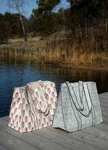 Load image into Gallery viewer, Tote &amp; Beach Bag Quilted Cotton Block-Print Poppy Pink Green