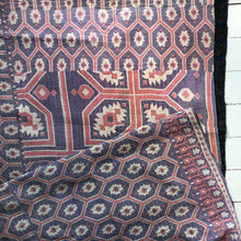 Load image into Gallery viewer, Vintage Kantha Throw – Soft Geometric Lavender Pink Ombre 140x235 cm