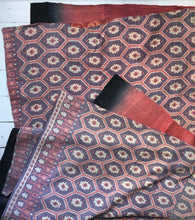 Load image into Gallery viewer, Vintage Kantha Throw – Soft Geometric Lavender Pink Ombre 140x235 cm