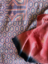 Load image into Gallery viewer, Vintage Kantha Throw – Soft Geometric Lavender Pink Ombre 140x235 cm
