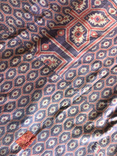 Load image into Gallery viewer, Vintage Kantha Throw – Soft Geometric Lavender Pink Ombre 140x235 cm