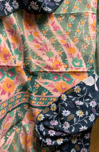Load image into Gallery viewer, Vintage Kantha Throw – Black Flower Green Surfing Paisley 140x225 cm