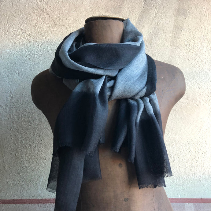 Scarf Dip Dye Border Wool Grey/Black