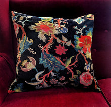 Load image into Gallery viewer, Cushion Cover Velvet Indian Flower Black